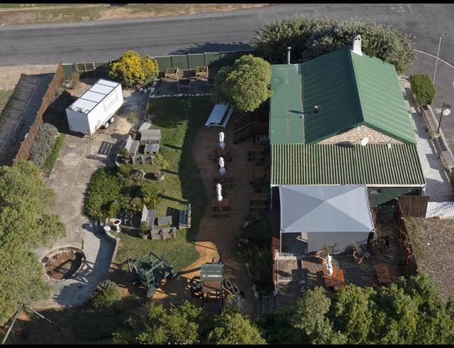 180M² RESTAURANT FOR SALE IN GANSBAAI CENTRAL